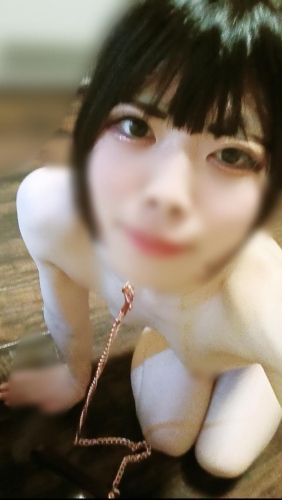お店に居ります☺︎昨日のお礼です☺︎画像１