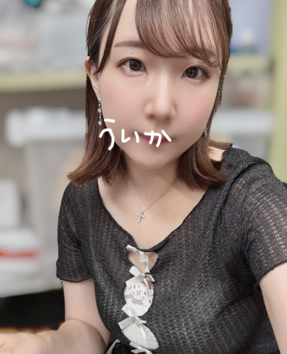 ういか初出勤いたしました画像１