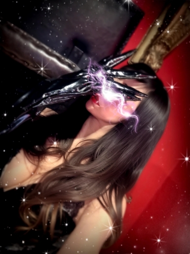 夜気が肌を刺す画像１